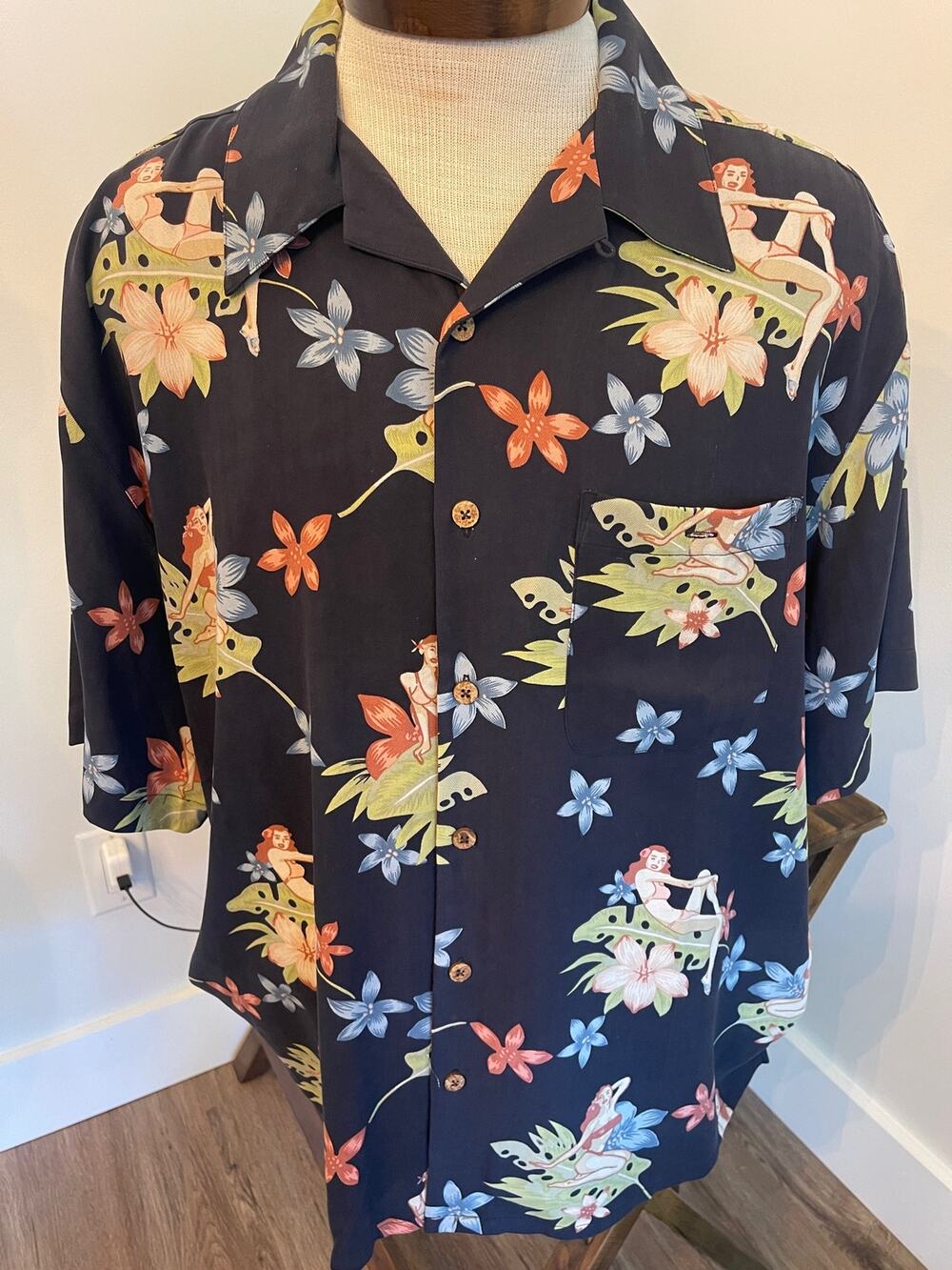 Tommy Bahama Silk Hawaiian Shirt Girls Bikini Size XXL